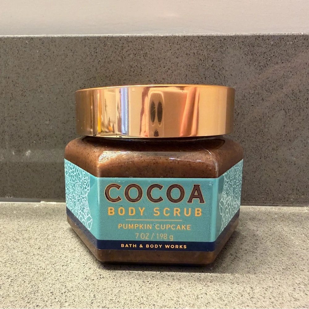 Bath and Body Works Pumpkin Cupcake Cocoa Body Scrub 7oz Limited Edition NWT